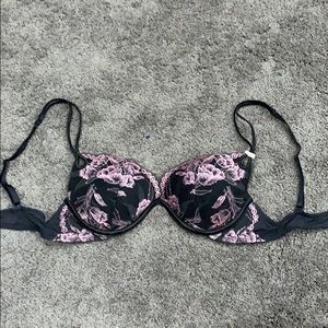 Victoria’s Secret bra